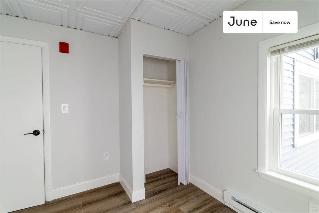 1 BR in Boston