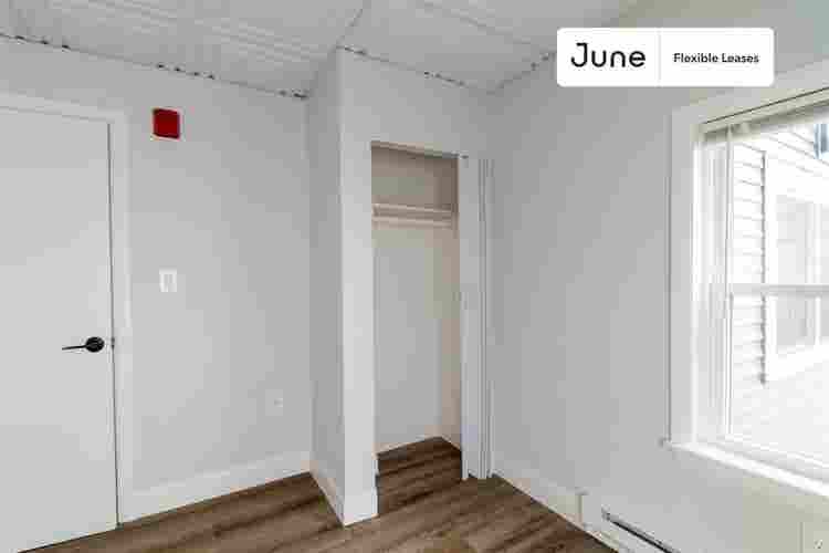 1 BR in Boston