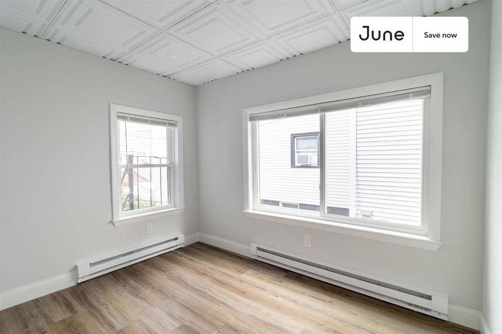 1 BR in Boston