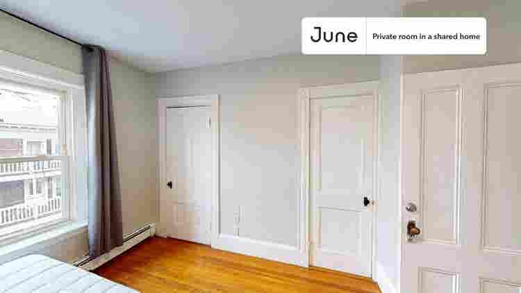 4 BR in Boston