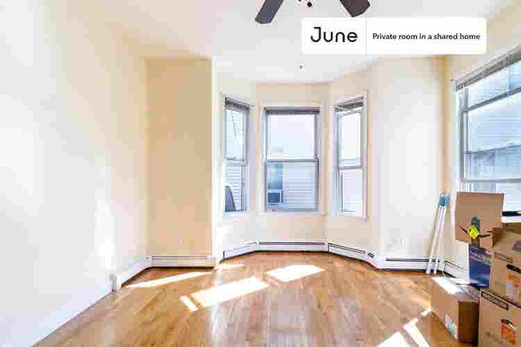 2 BR in Boston
