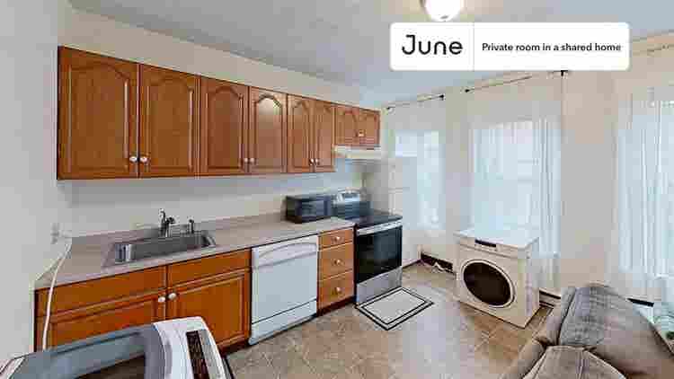 3 BR in Boston