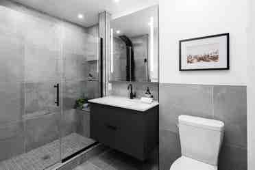 Studio apartment for Sublet