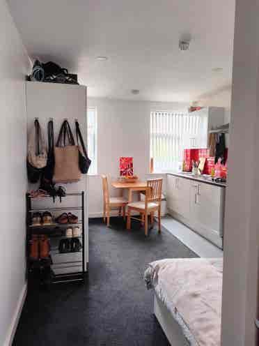 Furnished Studio in Leicesterr