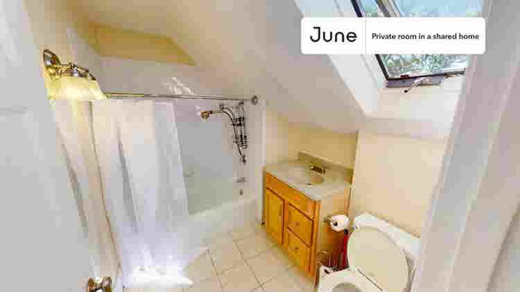 6 BR in Boston