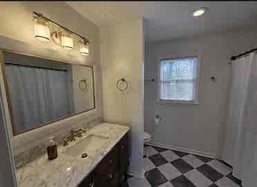 Jones Valley Oasis - Room B