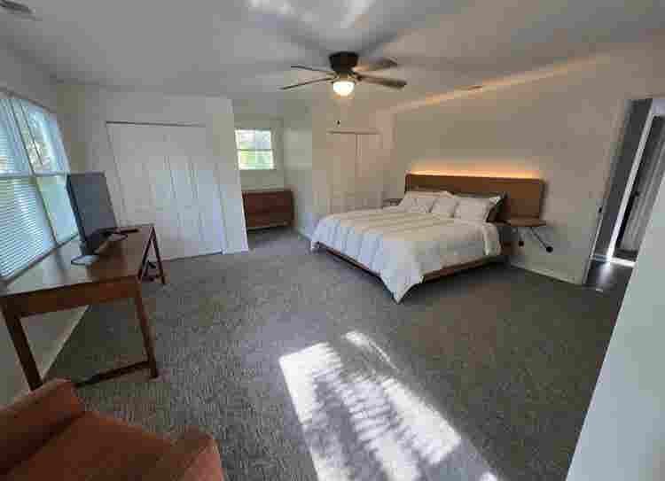 Jones Valley Oasis - Room A
