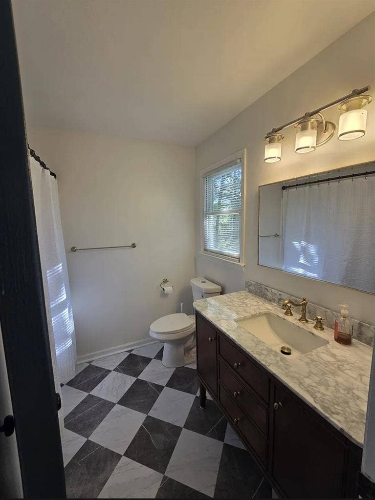 Jones Valley Oasis - Room A