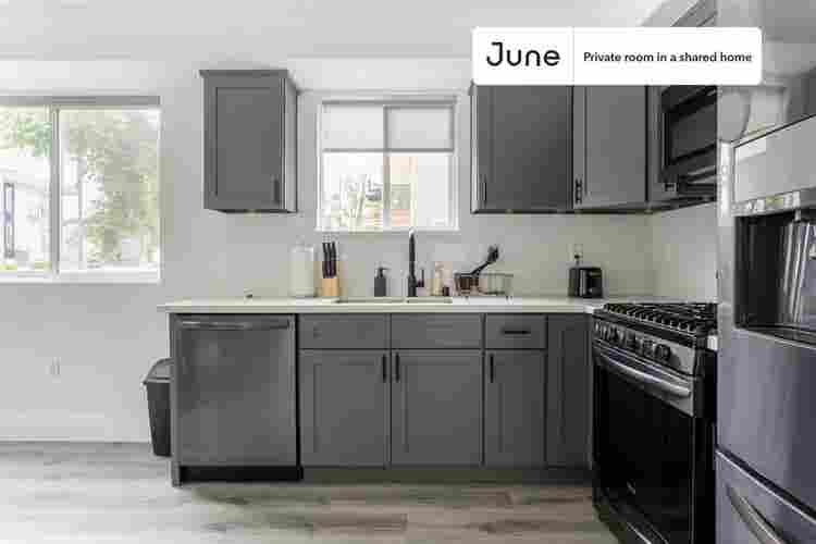 4 BR in Los Angeles