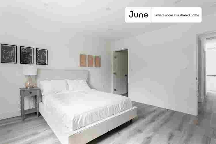 4 BR in Los Angeles