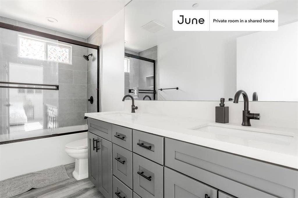 4 BR in Los Angeles