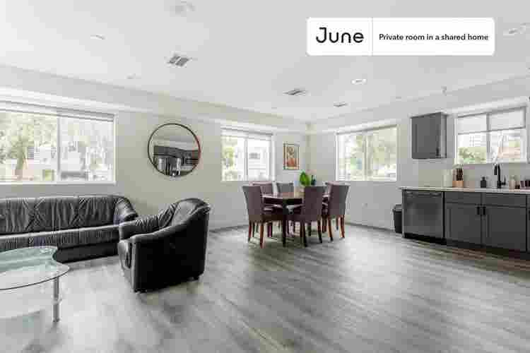 4 BR in Los Angeles