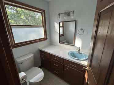 Large Master w/ Private Bathroom