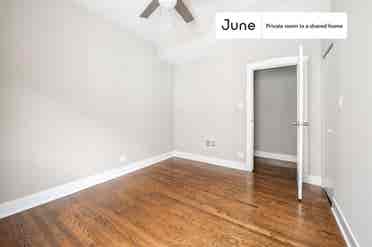 3 BR in Chicago