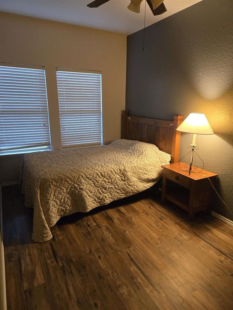⭐Private rooms!⭐ (5 min to Walmart)