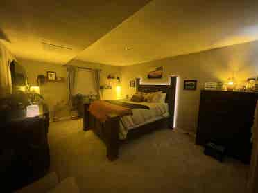 Roommate(s) Wanted