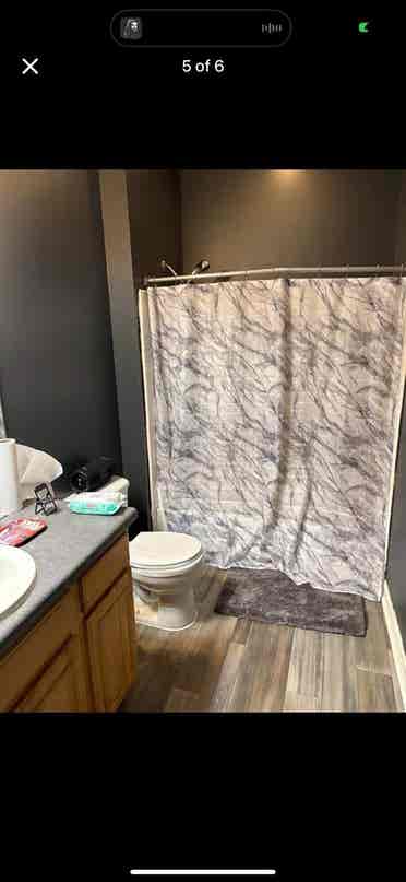 Looking for a roommate. Near GSU