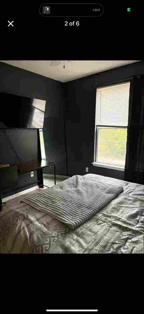 Looking for a roommate. Near GSU