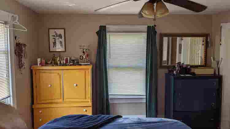 Artsy Home with Room available.