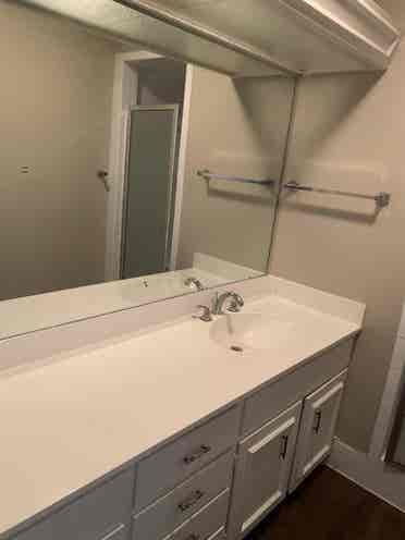 Private Bedroom & Bath Alamo Height