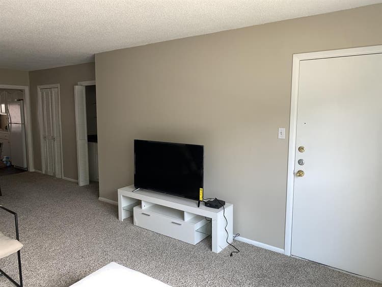 Private Bedroom & Bath Alamo Height