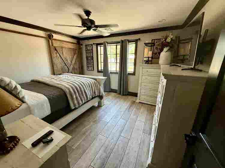 Furnished room for rent