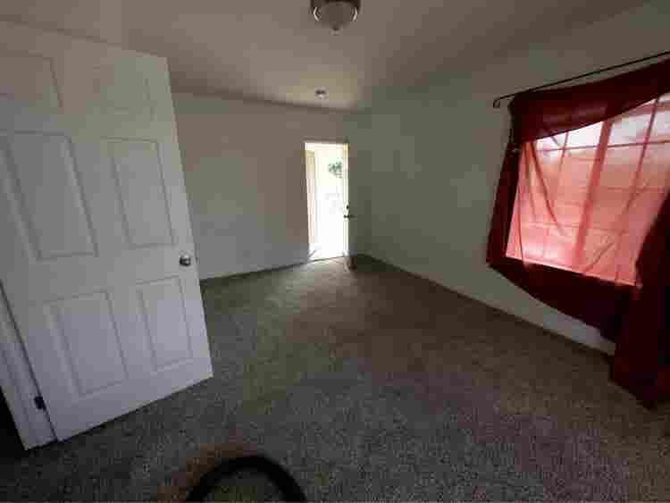 3 Bedrooms for rent