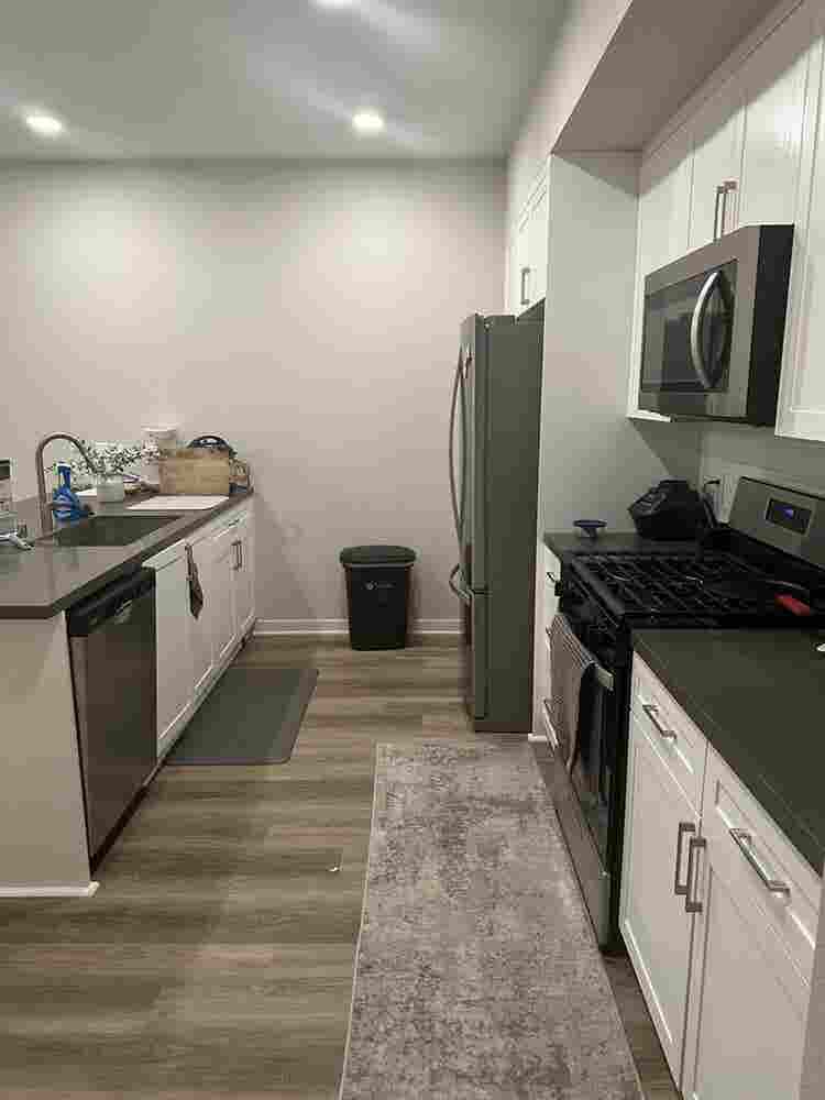 Private Room with bathroom in Tracy