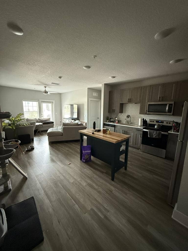 Room for Rent in MetroWest