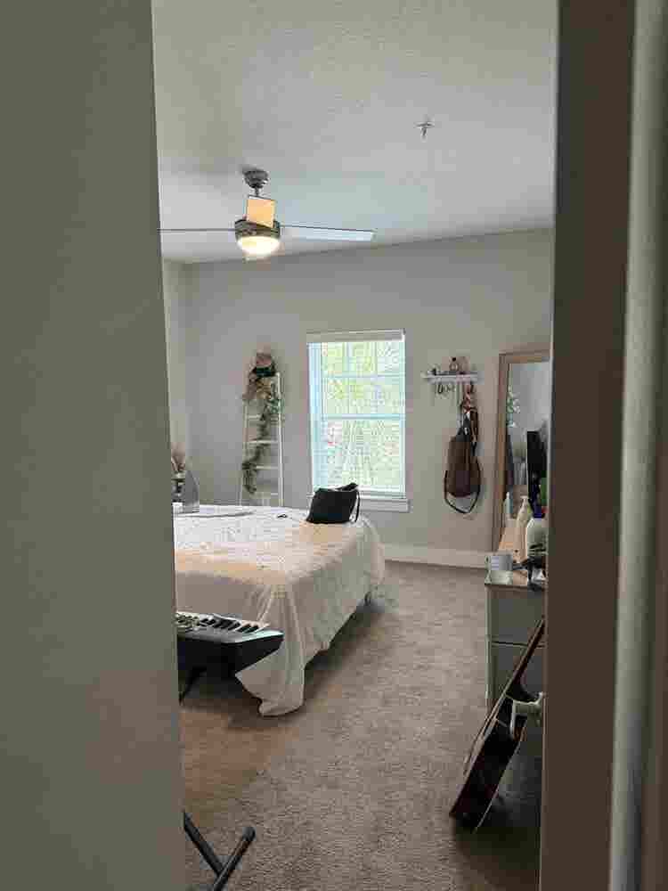 Room for Rent in MetroWest