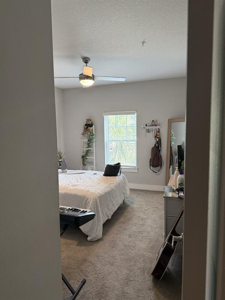 Room for Rent in MetroWest