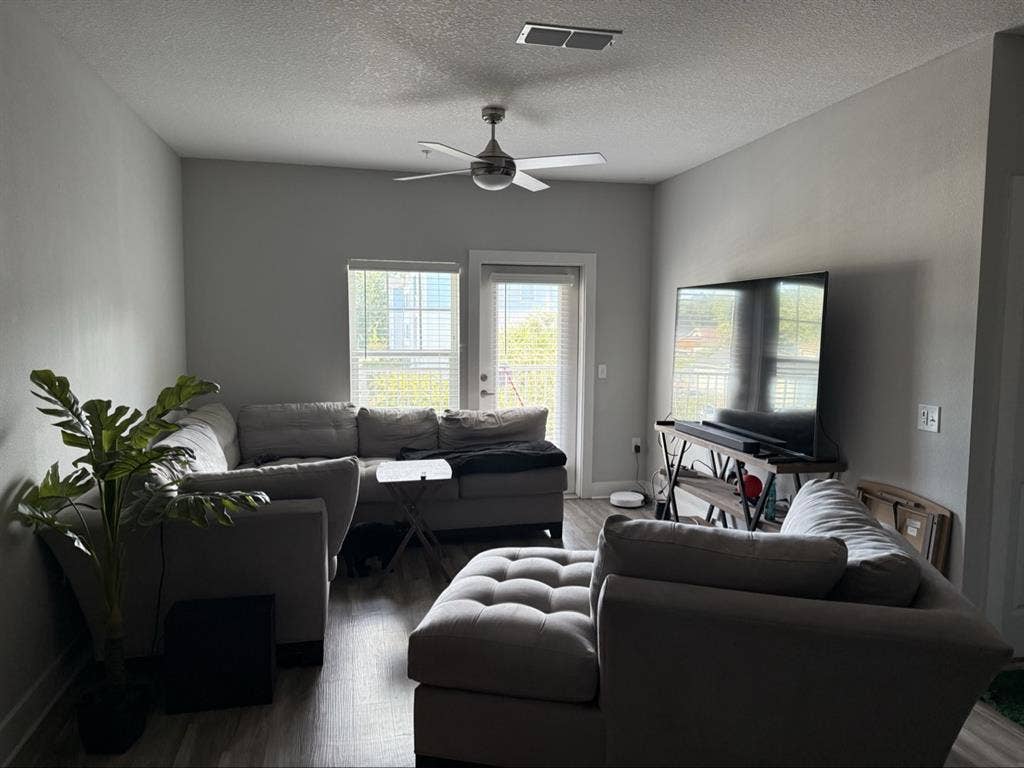 Room for Rent in MetroWest