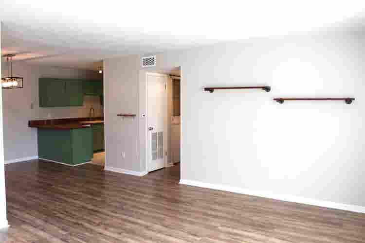Master suite for rent