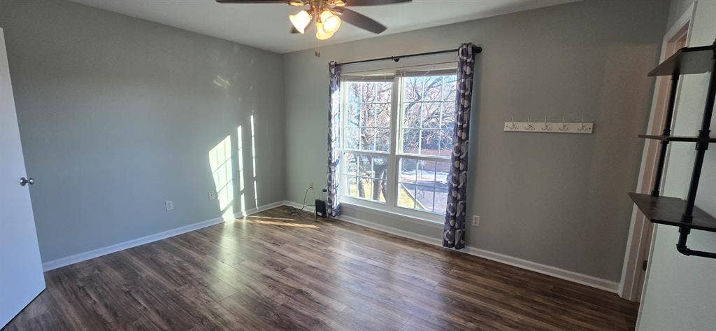 Master suite for rent