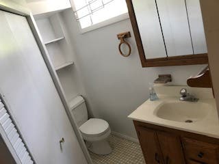 Room available in Springfield home