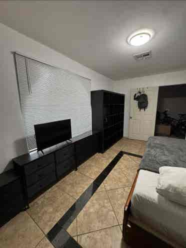 FURNISHED BEDROOM READY ASAP MESA
