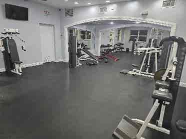 Spacious private room in Doral