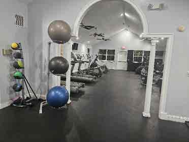 Spacious private room in Doral