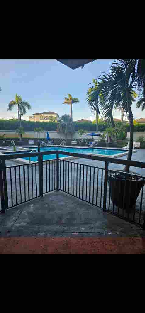 Spacious private room in Doral