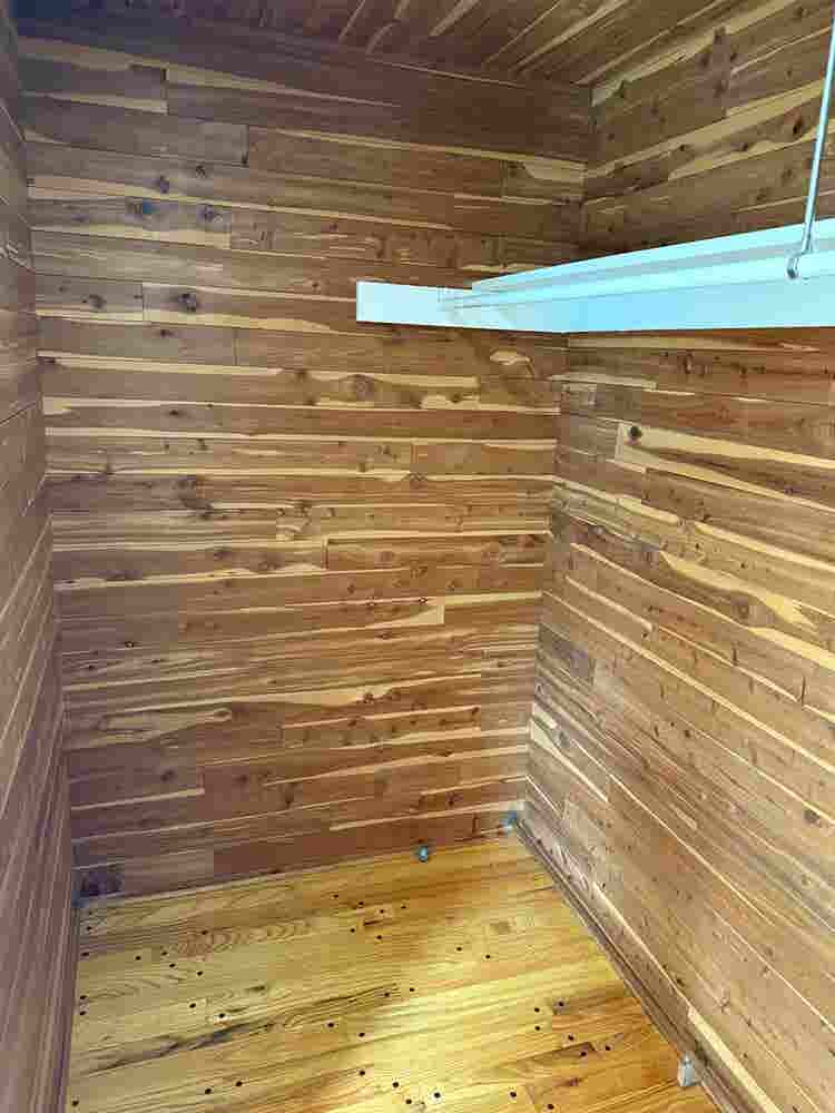Single Roommate Wanted, Easthampton