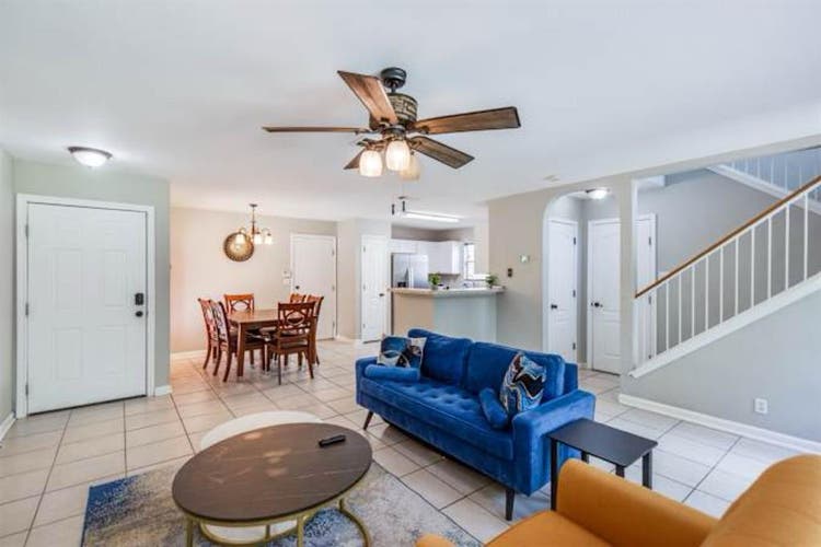 🏡 Furnished Home in NW SA