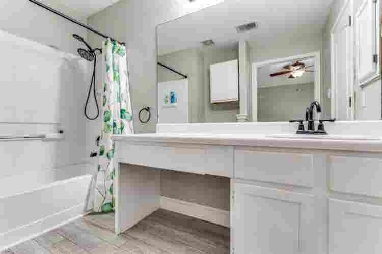 🏡 Furnished Home in NW SA