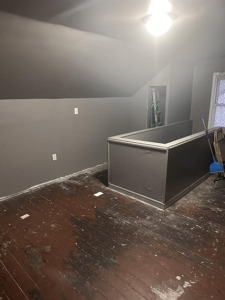 Looking for a roommate