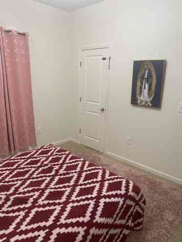 A room for rent with shared bathrom