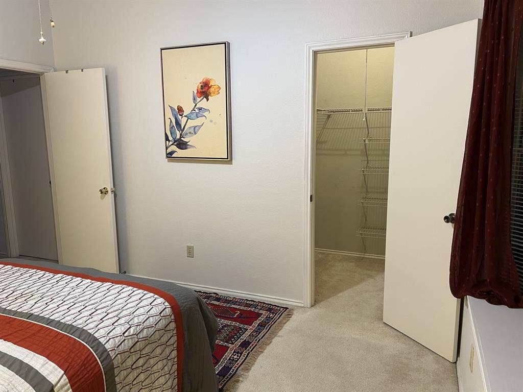 Peaceful and Specious Room