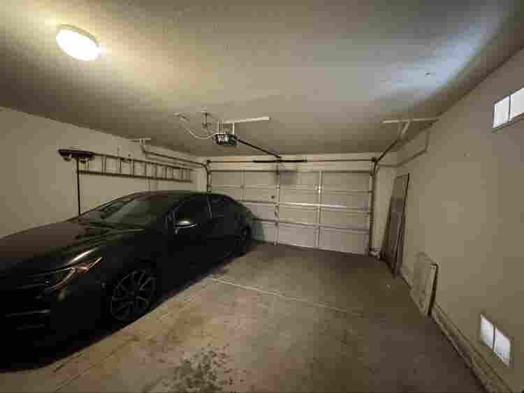 Master Bedroom for rent