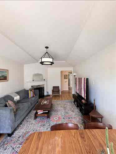Large room peaceful house OtrSunset