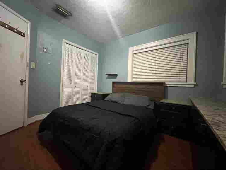 Furnished Room in North Miami