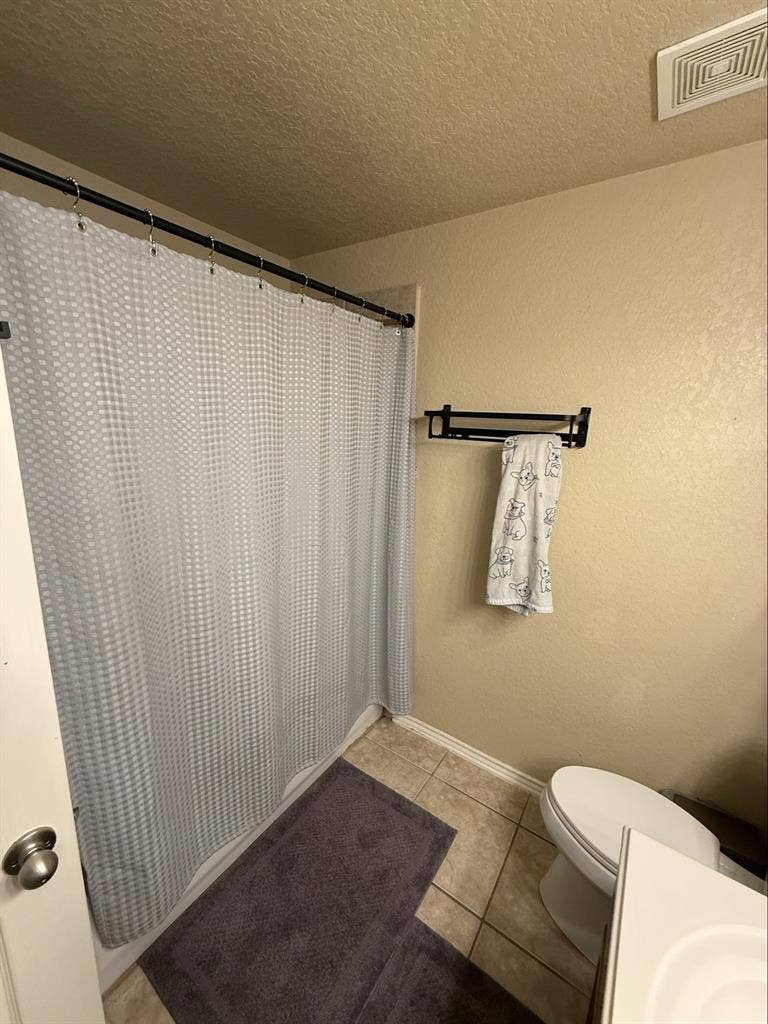 Fully Furnished Room For Rent