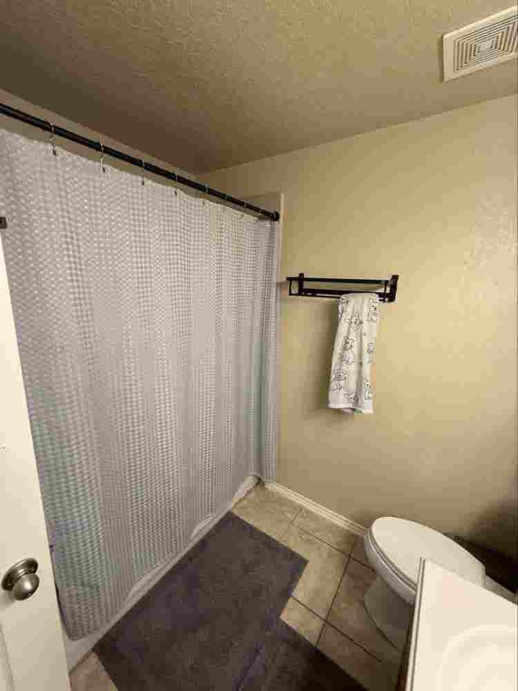 Fully Furnished Room For Rent
